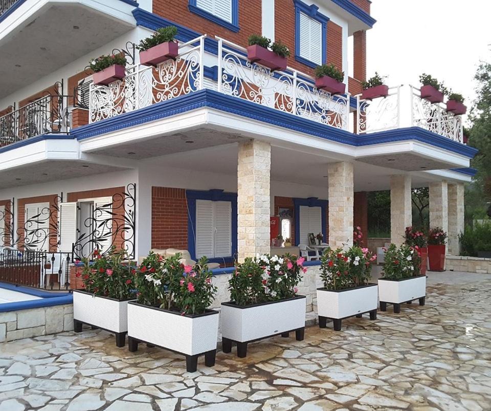 Exclusive Greccia Inn Dhërmi Exterior foto