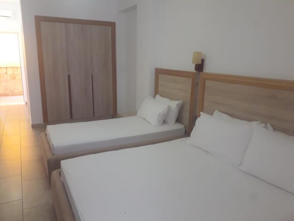 Exclusive Greccia Inn Dhërmi Exterior foto